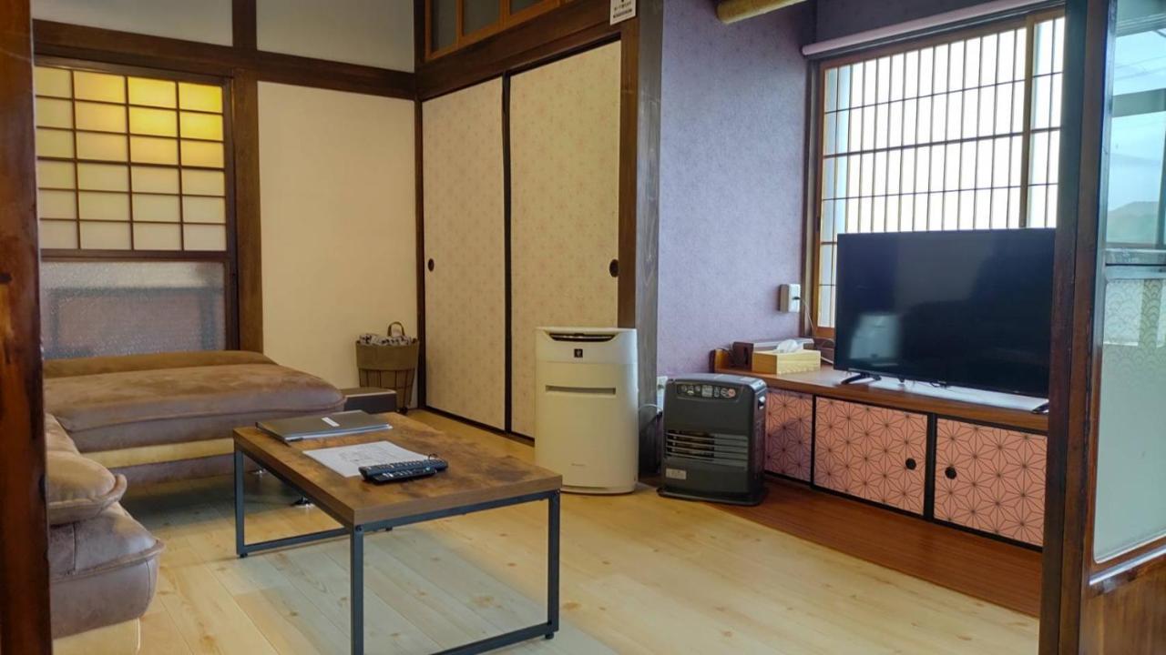 ドッグラン併設 しまなみ御殿 Konuk evi Imabari Railway Station Dış mekan fotoğraf